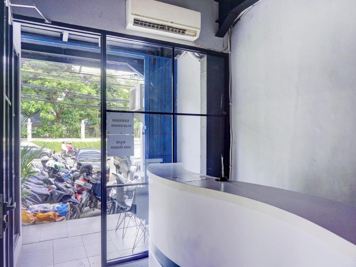 Oyo 1805 Fatmawati Mansion Syariah Otel Cakarta Dış mekan fotoğraf