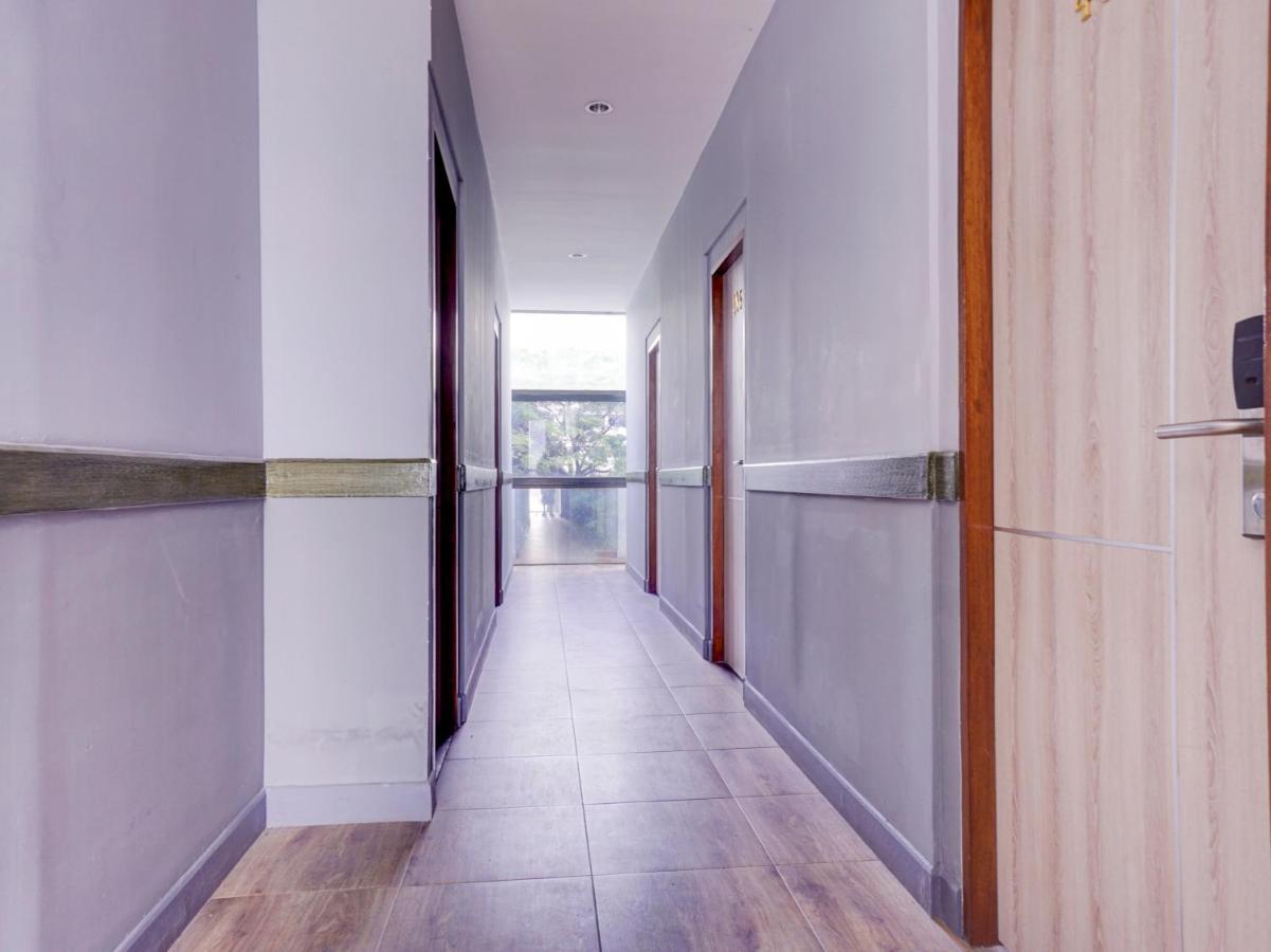 Oyo 1805 Fatmawati Mansion Syariah Otel Cakarta Dış mekan fotoğraf