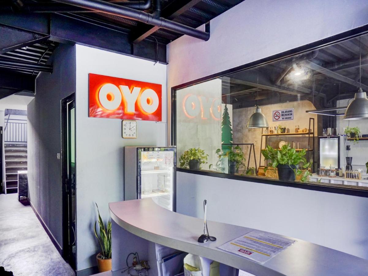 Oyo 1805 Fatmawati Mansion Syariah Otel Cakarta Dış mekan fotoğraf