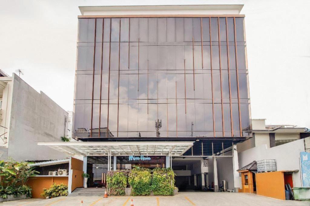 Oyo 1805 Fatmawati Mansion Syariah Otel Cakarta Dış mekan fotoğraf